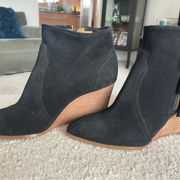 Black Suede Wedge boots with tassel detail - Picture 2 of 4
